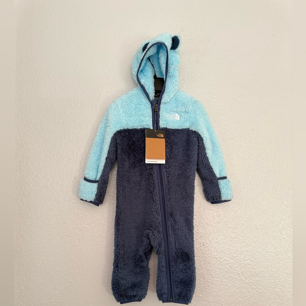 New The North Face Baby One - Piece Size: 6-12 months